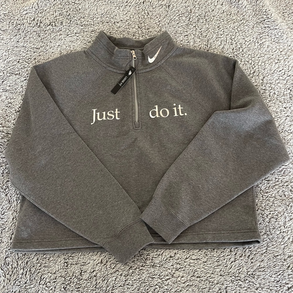 NWT Nike cropped Fleece lined sweatshirt, size XL